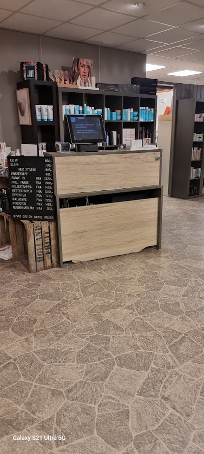 Frisorsenteret Stange AS | Frisørsalong i Stange