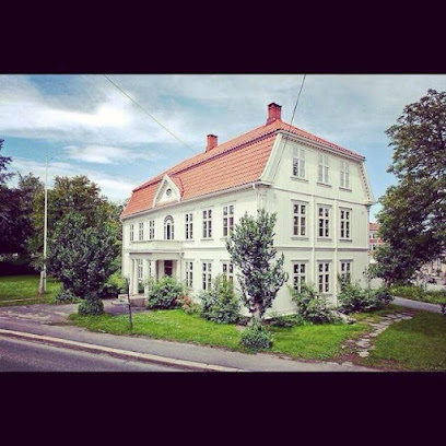 Glod Fredrikstad | Frisørsalong i Fredrikstad Glod Fredrikstad | Frisørsalong i Fredrikstad