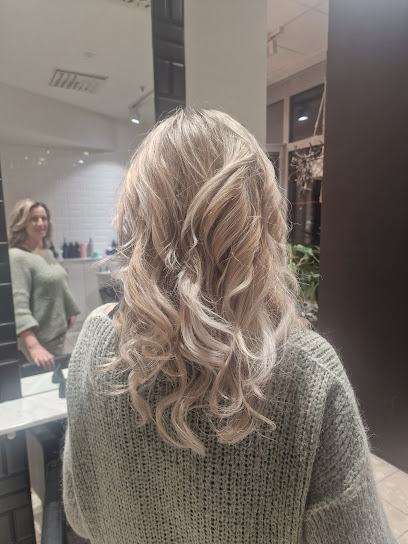 H2 Barber Byhaven | Frisørsalong i Trondheim H2 Barber Byhaven | Frisørsalong i Trondheim