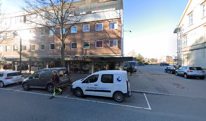Steel Frisor Dame - Og Herrefrisor | Frisørsalong i Elverum Steel Frisor Dame - Og Herrefrisor | Frisørsalong i Elverum
