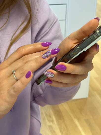 Kalinka Nails AS | Skjønnhetssalong i Haugesund Kalinka Nails AS | Skjønnhetssalong i Haugesund