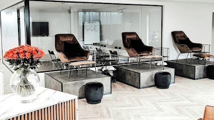 The Beauty Story | nails, brows, lashes, facial services in Bergen | Skjønnhetssalong i Bergen