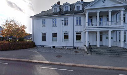 Nes Nail Studio | Skjønnhetssalong i Årnes