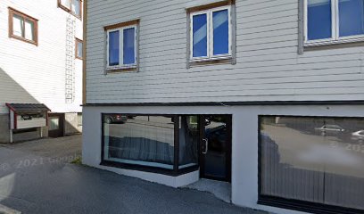 MASSOR RANDI EIKREM | Massasje i Volda MASSOR RANDI EIKREM | Massasje i Volda
