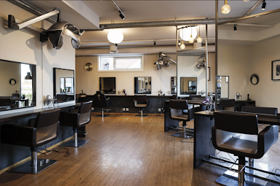 A-head Frisor & Velvaere | Frisørsalong i Asker