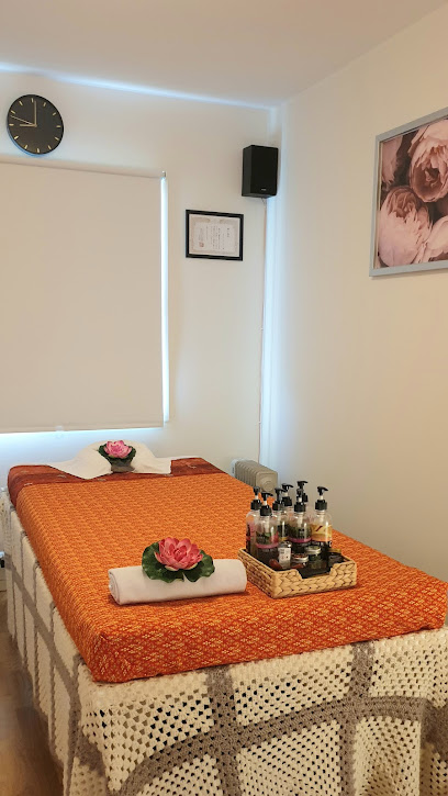 LEA MASSAGE THERAPIST | Massasje i Sola