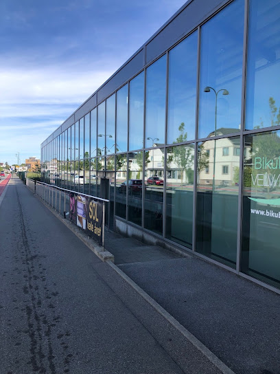 Brun og Blid Bikuba | Solarium i Stavanger