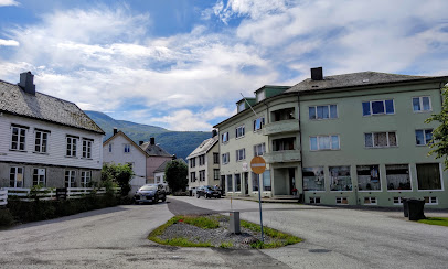 Brun og blid Langevag | Solarium i Langevåg